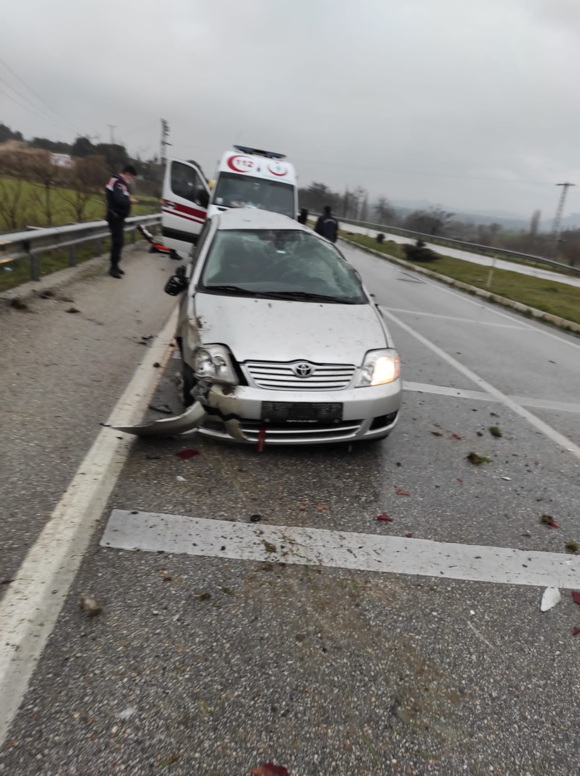 Manisa’da trafik kazasında 2 kişi yaralandı