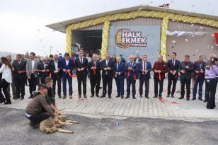 Kula Belediyesi 4.5 Milyon TL yatırımla halk ekmek fabrikası açtı