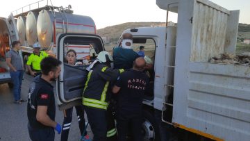 Kula’daki trafik kazasında 1 kişi yaralandı
