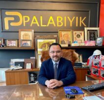 AK Parti Kula İlçe Başkanı Ahmet Palabıyık, yeni yıl dolayısıyla mesaj yayımladı.