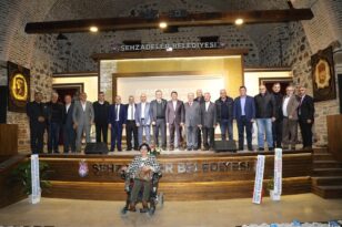 MANİSA’DA HALK OZANLARI  GECESİ DÜZENLENDİ