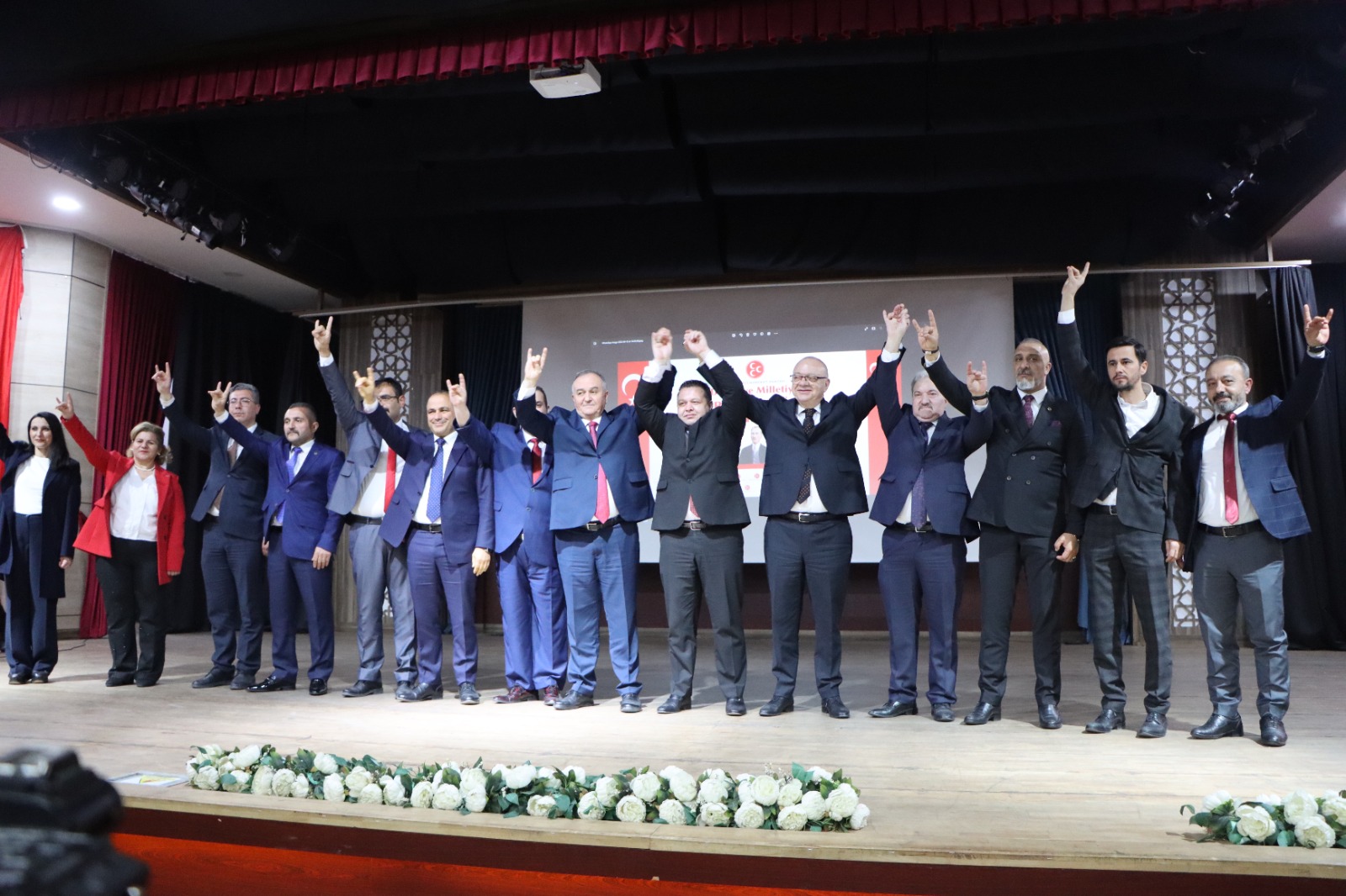 MHP Manisa Milletvekili Adayları törenle tanıtıldı