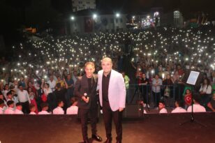 Mustafa Yıldızdoğan Kula’da konser verdi